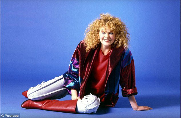 voguevault's tweet photo. #NicoleKidman appeared on the #GrahamNortonShow in 2016, where she shared photographs from her modelling days as a teenager. How epic was her curly hair! https://t.co/5oORZZZNF9