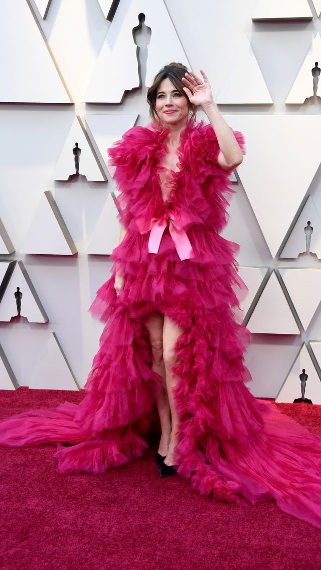 strut_style's tweet photo. On the red carpet we 👏🏼 wear 👏🏼 pink 👏🏼 #Oscars https://t.co/60jdihSPak