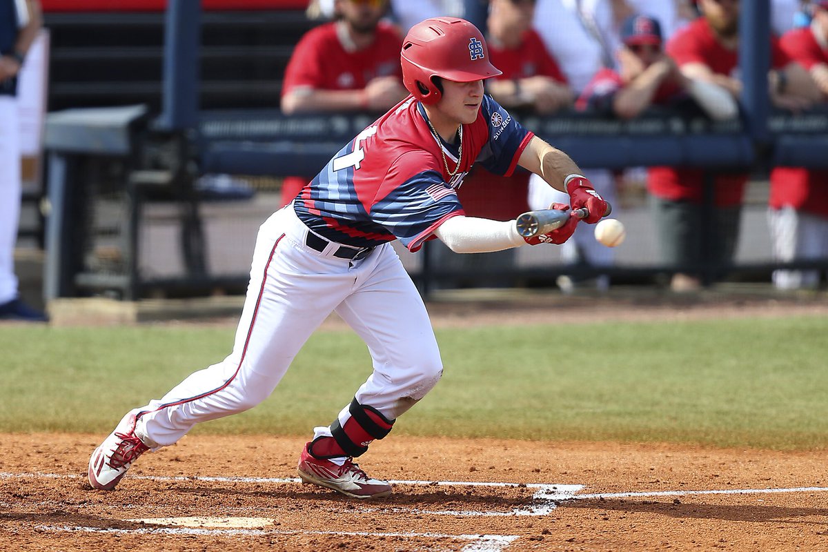 SouthAlabamaBSB's tweet photo. And it’s SWEEP, SWEEP, SWEEP victory, yeah! 🧹⚾️ 

📸 @scottdphotos https://t.co/UBoF1QAWyb