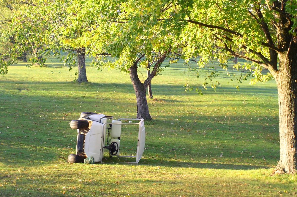 allevaustralia's tweet photo. Driving a golf cart can be fun, but it's important to do it safely. Here areTen tips to reduce the risk of injuries when driving a #golfcart. #golf #golfcarts #safetytips https://t.co/eCGDABmxRs https://t.co/KeqFWlRDzT