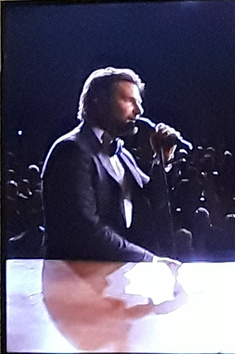 tmcarbonaro's tweet photo. @ladygaga #bradley #Oscars #Shallow best performance of the night!!!!! #amazing https://t.co/ej0yXia7tl