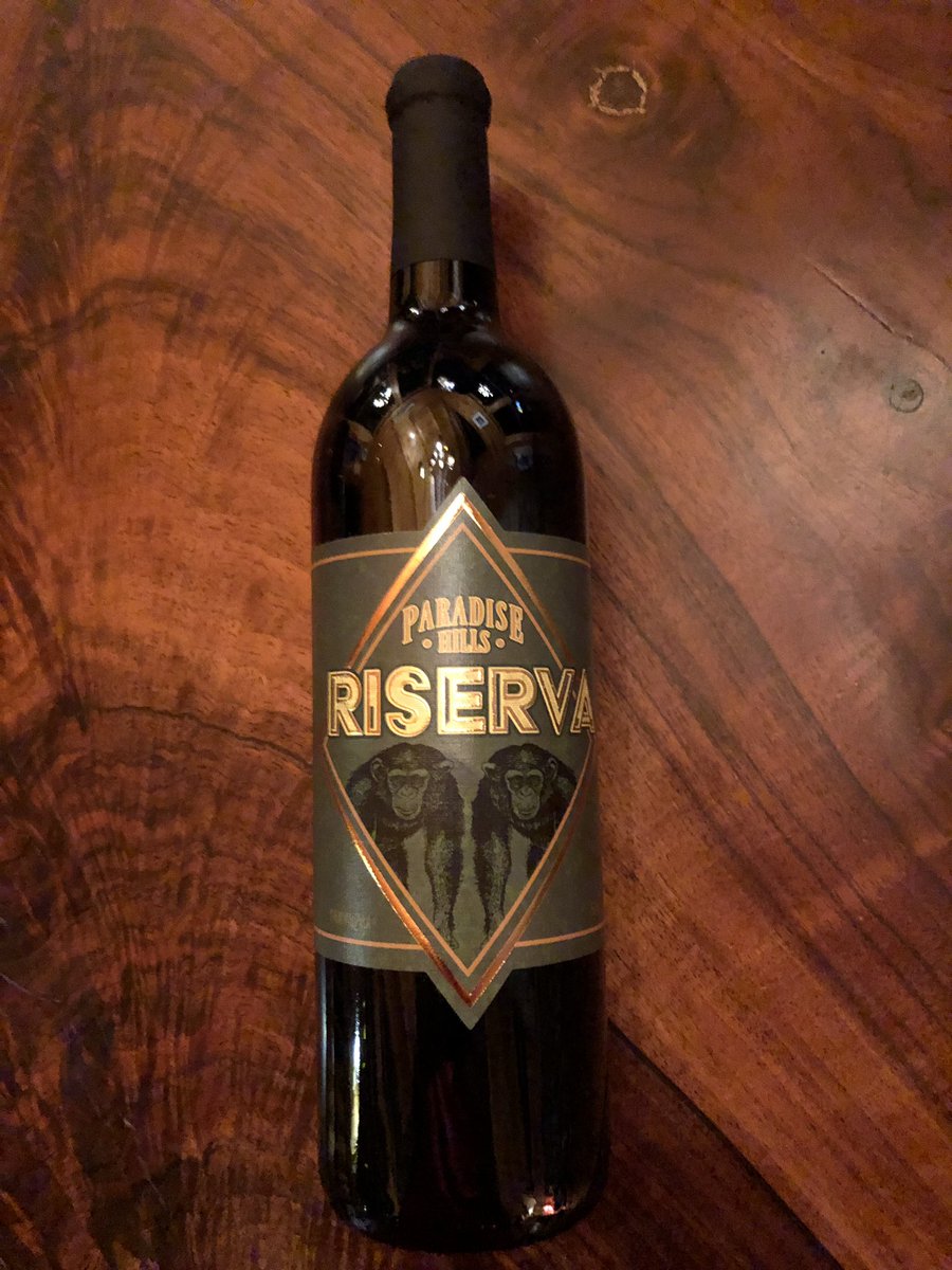 mountaincanine1's tweet photo. @projectchimps We celebrated #ButtercupChimp #CharisseChimp today at Paradise Hills Winery! Check out the delicious Riserva dedicated to the twins. π· https://t.co/9mM0sORcBF