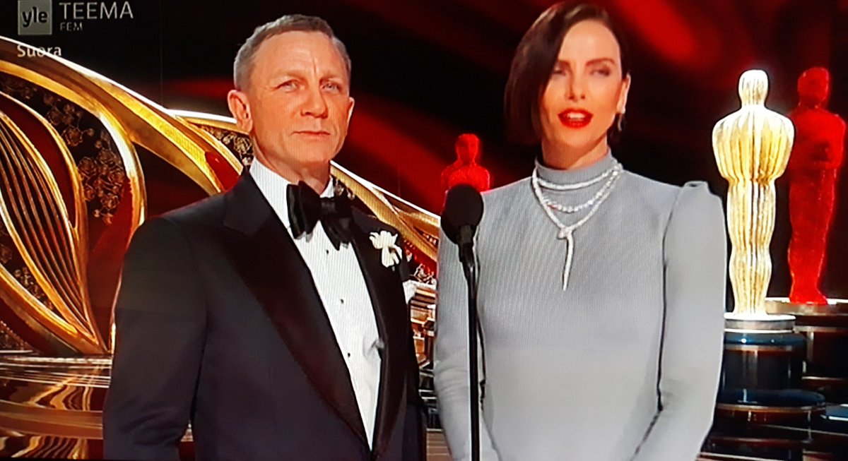 007Travelers's tweet photo. Daniel Craig gave the best supporting actor Oscar to Mahershala Ali
https://t.co/a05inqq0s6
#DanielCraig #MahershalaAli #Oscars #TheBestSupportingActor #GreenBook https://t.co/IA3j6Eod3x