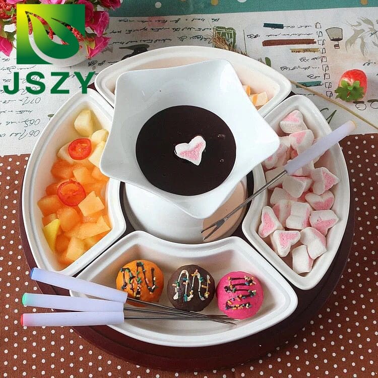 luckytea_A's tweet photo. Haha, so delicous! Can nit refuse chocolate! https://t.co/QZ3QlWbfAz