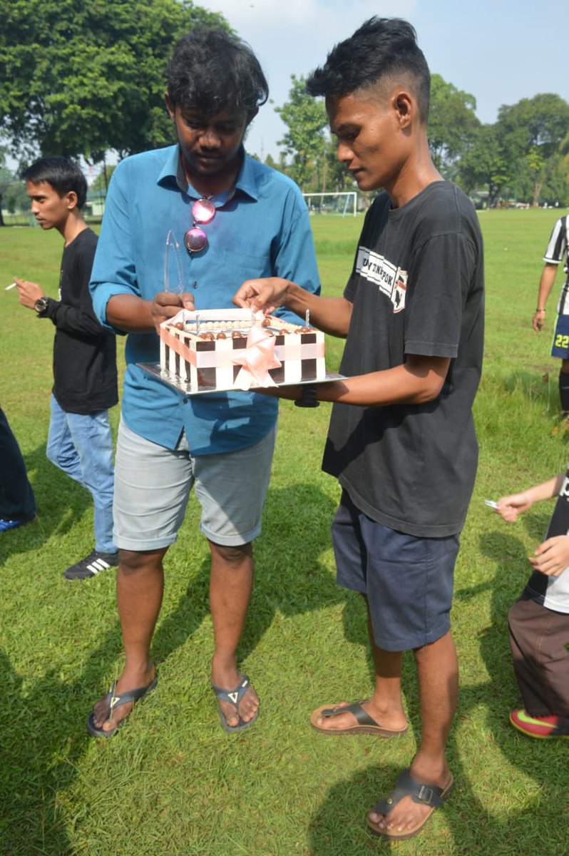 JUVENTINIDEPOK_'s tweet photo. Semoga JuDe semakin solid, kompak dan panjang umur. #juventiniDepok #9rande #LaNostraStoria https://t.co/mDpocPzI2v