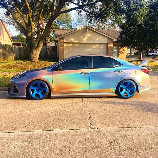 ShineGraffix's tweet photo. Side view Rolla 😎
#fullwrap #wrap #3m1080 #psychedelic #rotiform #wheels #rotiformtmb #stancenation #corolla #Corollasociety #corolla2017 #corollagram #corollanation #11thgencorolla #lowcorolla #toyotanation #toyotacorolla #stance #corollagang #corol… https://t.co/KavYhoe3lz https://t.co/NN9DrqeULN