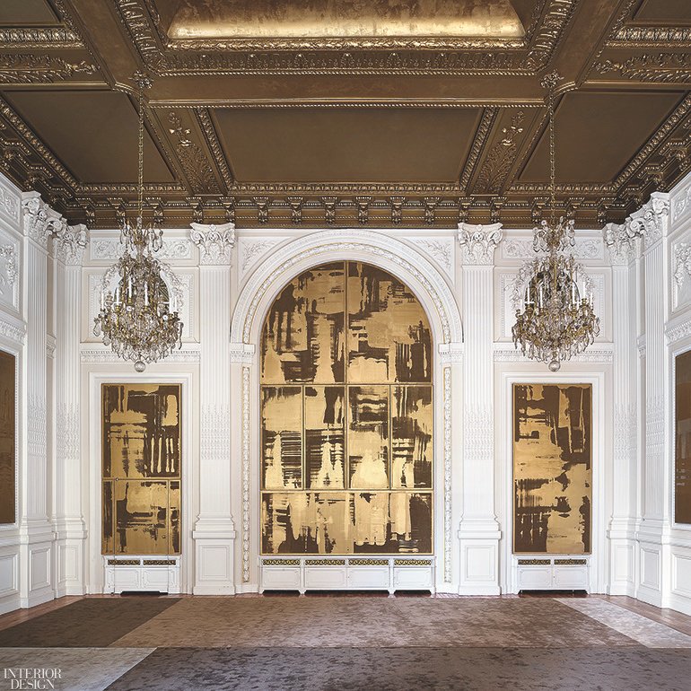 All that glitters is gold (and maybe a little bronze too)! What a simply stunning application of gold leaf and bronze powder on the window wall. Different light sources change the tones. Clifford Chance Events Space by Pierre Bonnefille #goldenglamour #glamourspace #gold #bronze