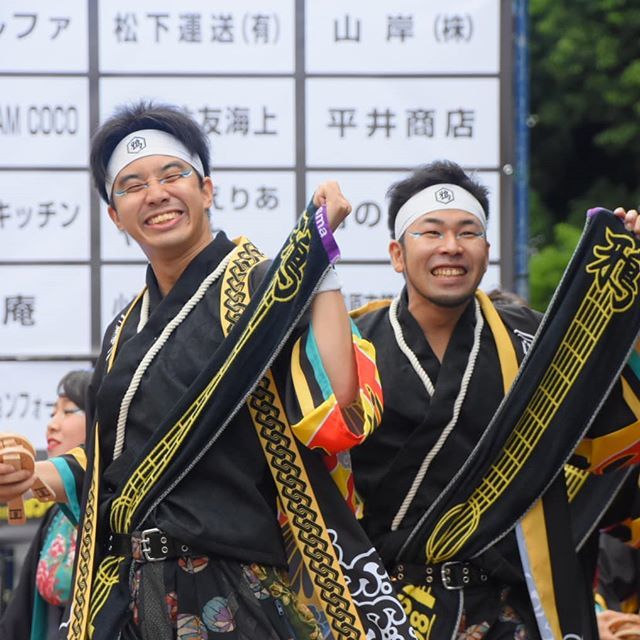 hapdyd's tweet photo. #よさこい #鴉
#踊り子
#No08
#荒波ちぇすと‼︎ https://t.co/JrbeeDDtth https://t.co/6dFkZkihMY