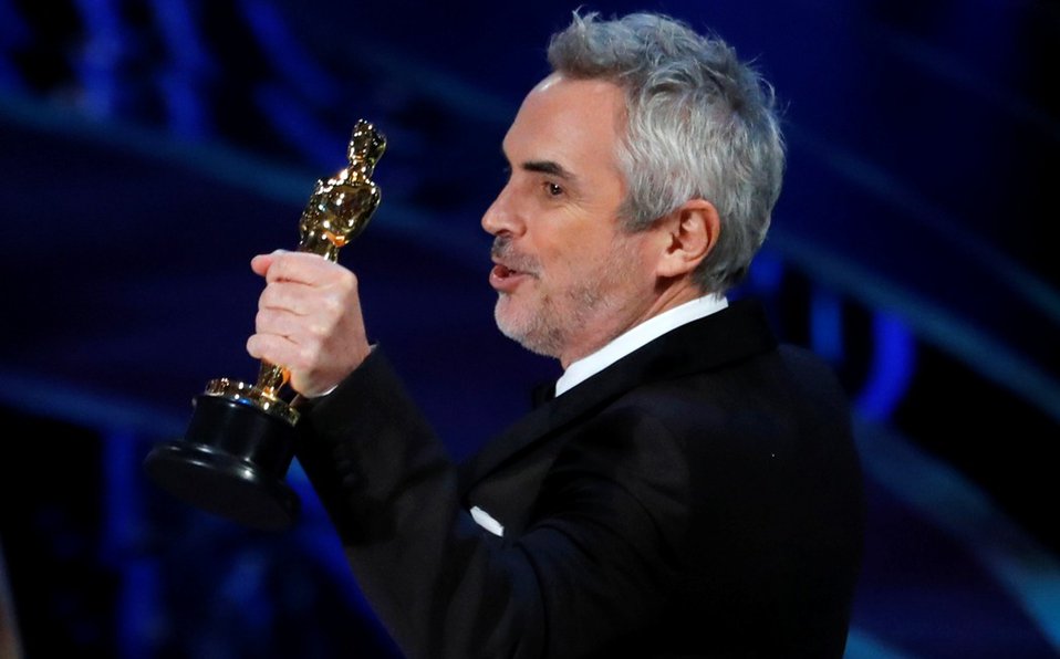 CulturaUdG's tweet photo. Felicidades @alfonsocuaron 
Esta noche el mundo del #SéptimoArte aplaude tu gran trabajo. 
#Oscars #oscars2019 #Cine https://t.co/zKnsUXoNWT