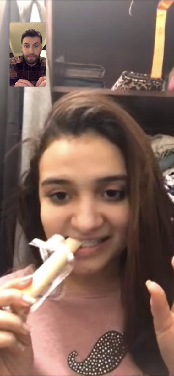 MitchellTucker7's tweet photo. Didn’t wanna post this but felt like it was the right thing to do.  @PuertoHeidy_ bites her string cheese aka she’s a psycho aka no one is safe aka protect yalselves she’s dangerous! https://t.co/9VPTf1Pjg1