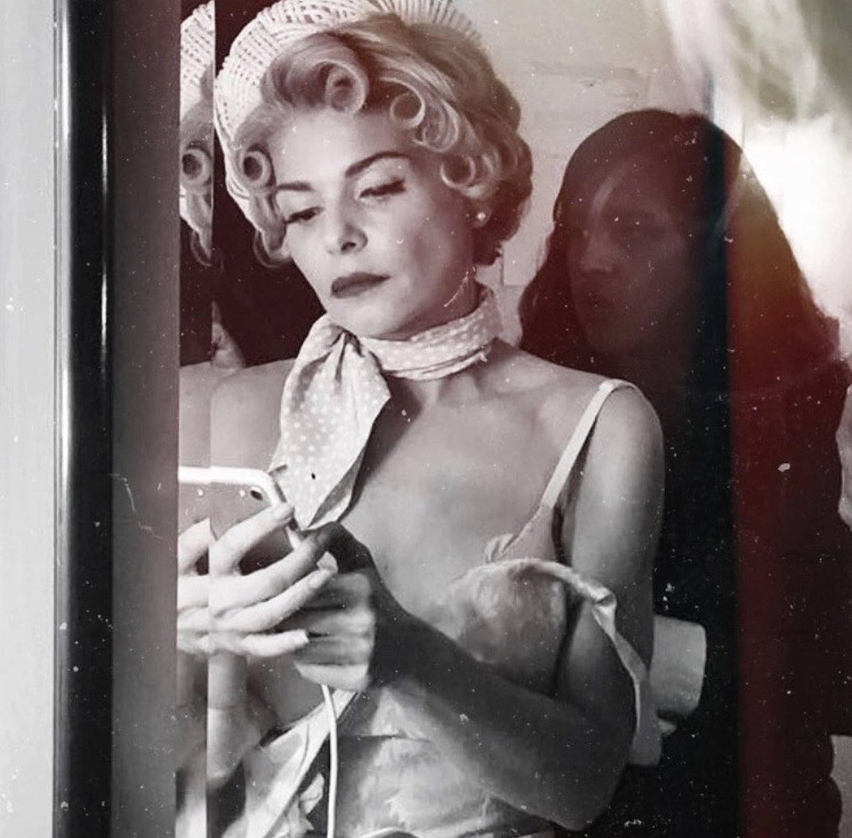 diqnechambers's tweet photo. #SilviaLaSerie @ItatiC Love 😍 https://t.co/3zCCEEe6se