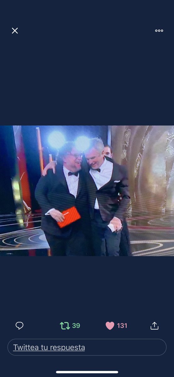 Munuzuri's tweet photo. #Oscars uno de los momentos   más emotivo de la noche!! https://t.co/wr9gJ6ntRW