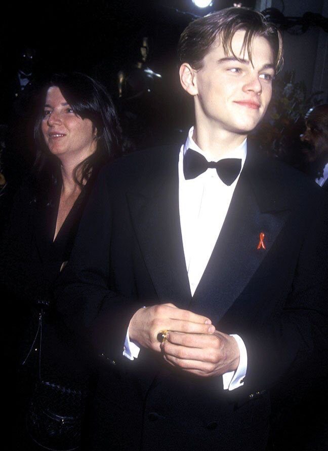 1994年アカデミー賞授賞式のレオナルドディカプリオくんを投下