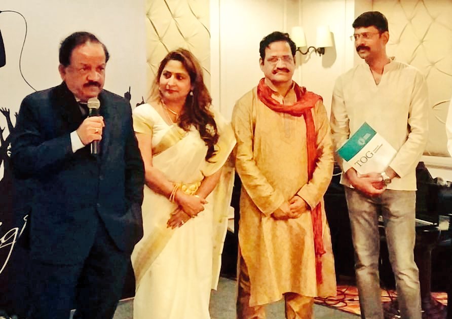 thot_2_action's tweet photo. @drharshvardhan Sir Thankyou for accepting the invite and sparing your time to grace the #TOGConclave along with the #FOGSIANs. Really Appreciate the Gesture.@FOGSIHQ https://t.co/qSA9en51sj