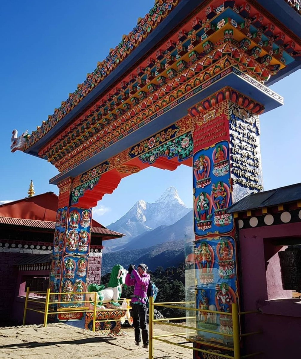 insidehimalayas's tweet photo. View from Tengboche Monastery π²
Photo: Annetryzhakova
#nepal #nepal8thwonder #travelnepal #travel #trekking #khumbu #ebc #ebctrek #ebctrekking #trekkinginnepal #awesome #awesomenepal #insidehimlayas #royalmt #royalmountainntravel #visitnepal #visitnepal2020 https://t.co/yxecpA0TZX