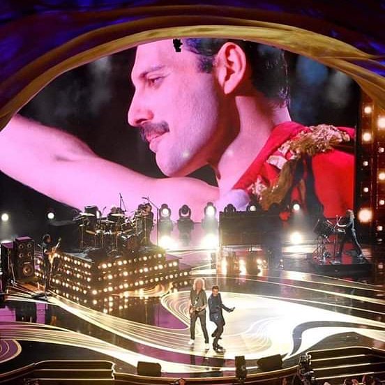 SALA_H7's tweet photo. Una noche mas de esto que amamos #Cine #Oscars #Oscars2019 #Queen #BohemianRhapsody https://t.co/1FzQUa2lYo
