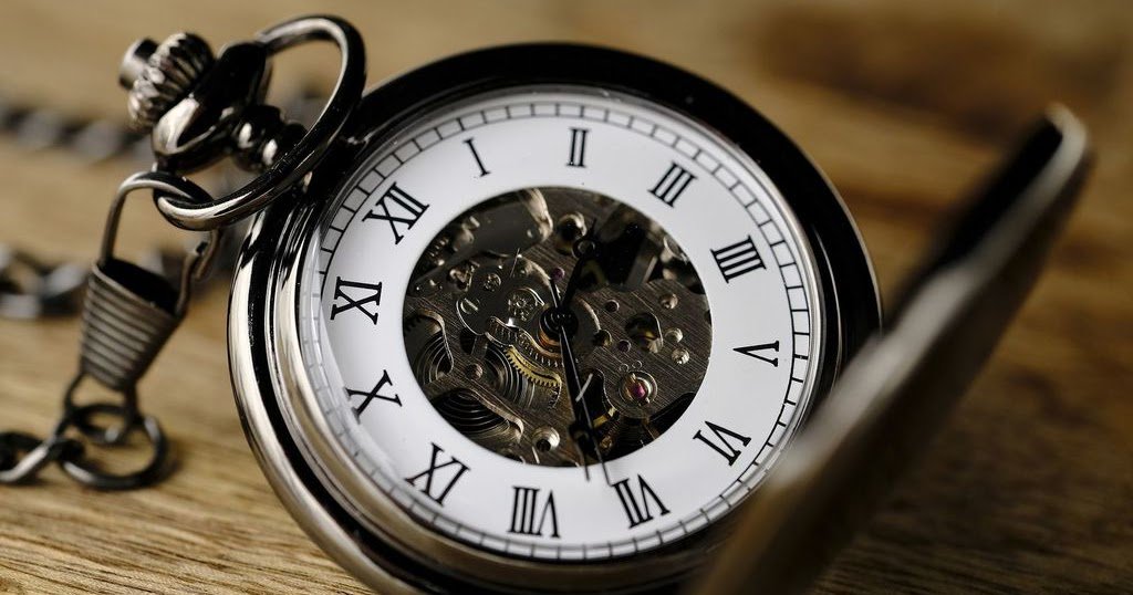QueSignificaSC's tweet image. Que significa soñar con un reloj: Soñar con un reloj o soñar con tener un reloj generalmente simboliza negatividad, pero es necesario conocer el contexto para saber el significado concretamente. Y ya que para este tipo de sueño existen muchas variantes,… dlvr.it/QzcWfL