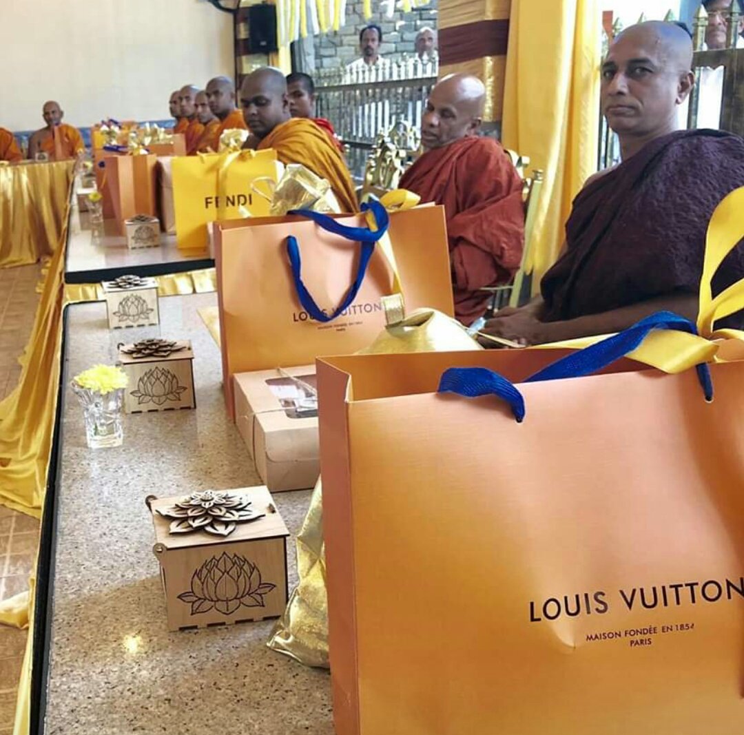 News Curry on X: Buddhist Priests Who Were Offered Louis Vuitton Products  Say Donor Will Not Receive Any Merit, As LV Is So Last Year, And They Were  Expecting Something More In