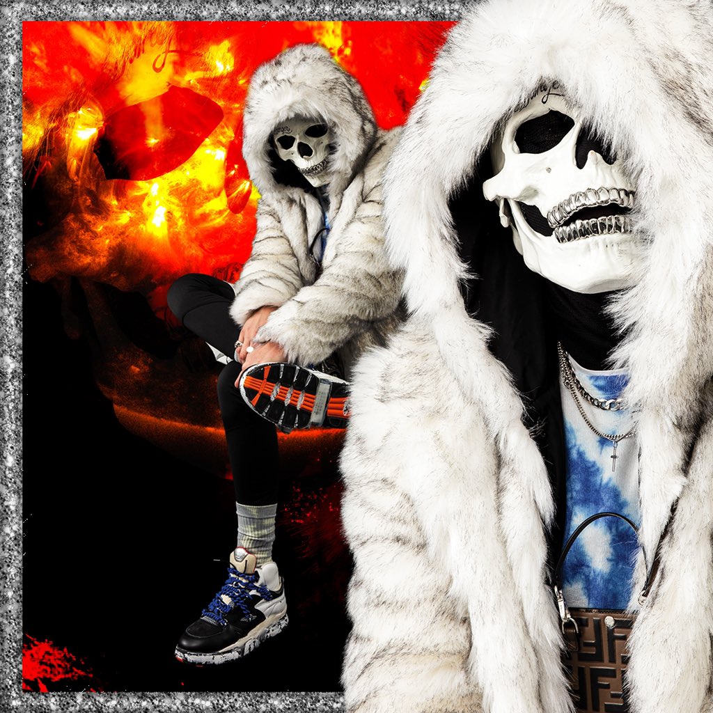 <a href="/shoesupmag/">Shoes Up Magazine</a>