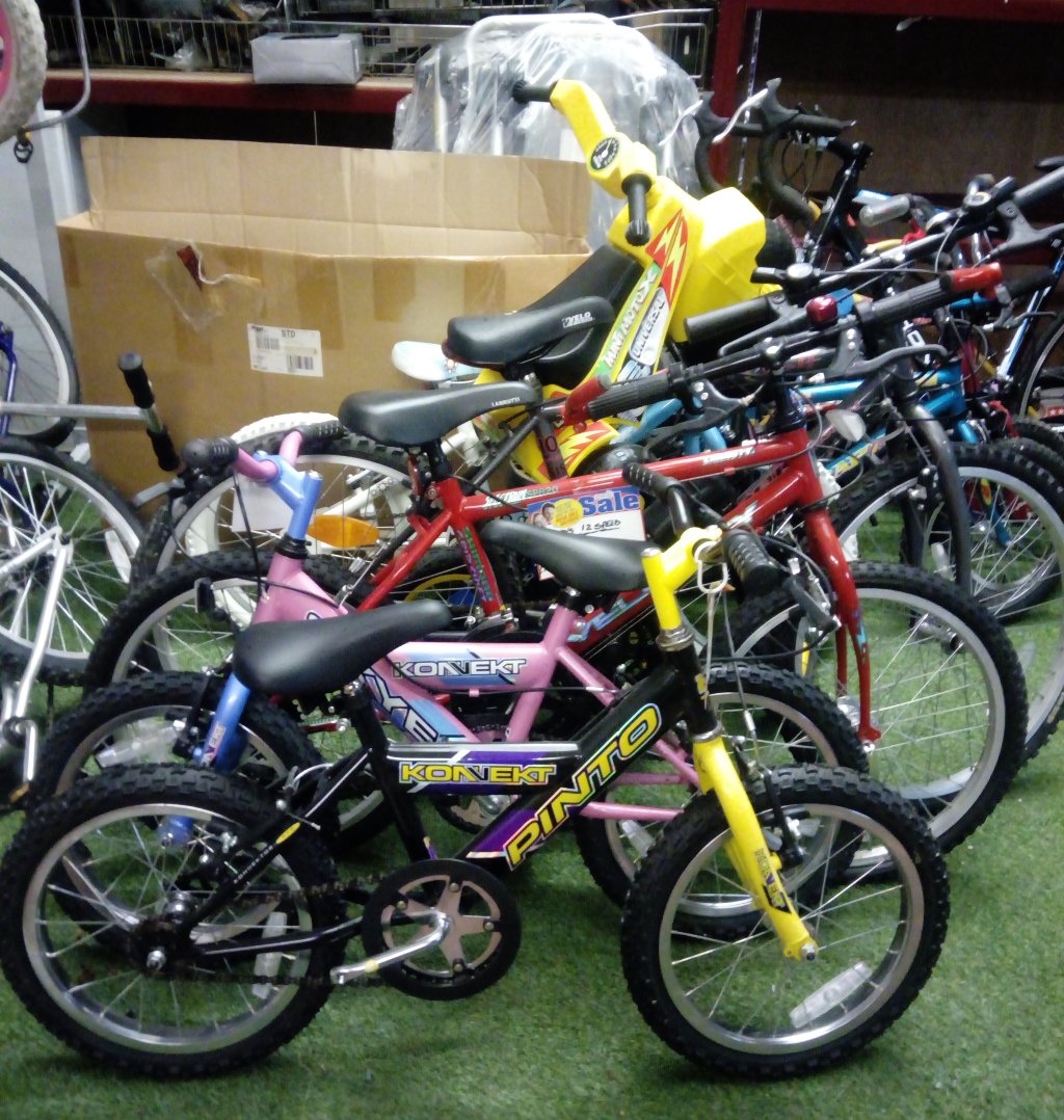 Did you get a new bike for Christmas? Have you an old bike you don't want or
use anymore? If so, why not donate your old bike to a Bike Revival
Scheme? Please contact Steve or Ian <a href="/Cycles_Recycled/">Cycles Recycled</a> in Clitheroe on 01200 442036 or Emma @CycleRootsCIC in Blackburn on 01254 433400