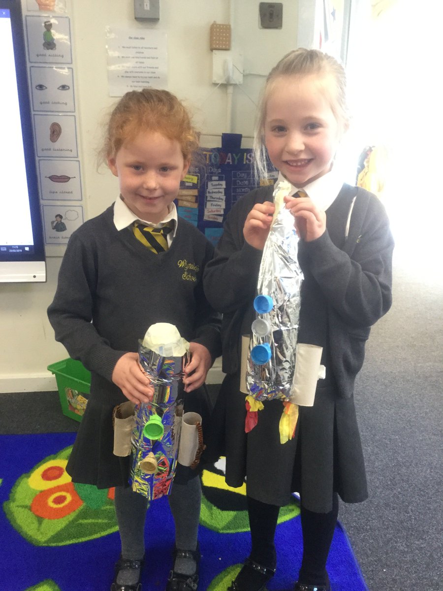 Year 1 have been busy getting creative this morning making rockets for their Spring DT project. Here are two girls from 1N who are super happy with how theirs turned out!