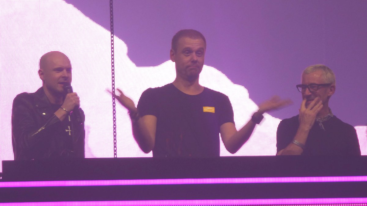 #ASOT900 #ASOTFESTNL #astateoftrance <a href="/arminvanbuuren/">Armin van Buuren</a> #utrecht #netherlands #trancefamily #Lifting #You #Higher <a href="/ALDA__NL/">ALDA</a> <a href="/Armada/">Armada Music</a> <a href="/aboveandbeyond/">Above & Beyond</a> #ShowMeLove <a href="/asot/">A State of Trance</a>