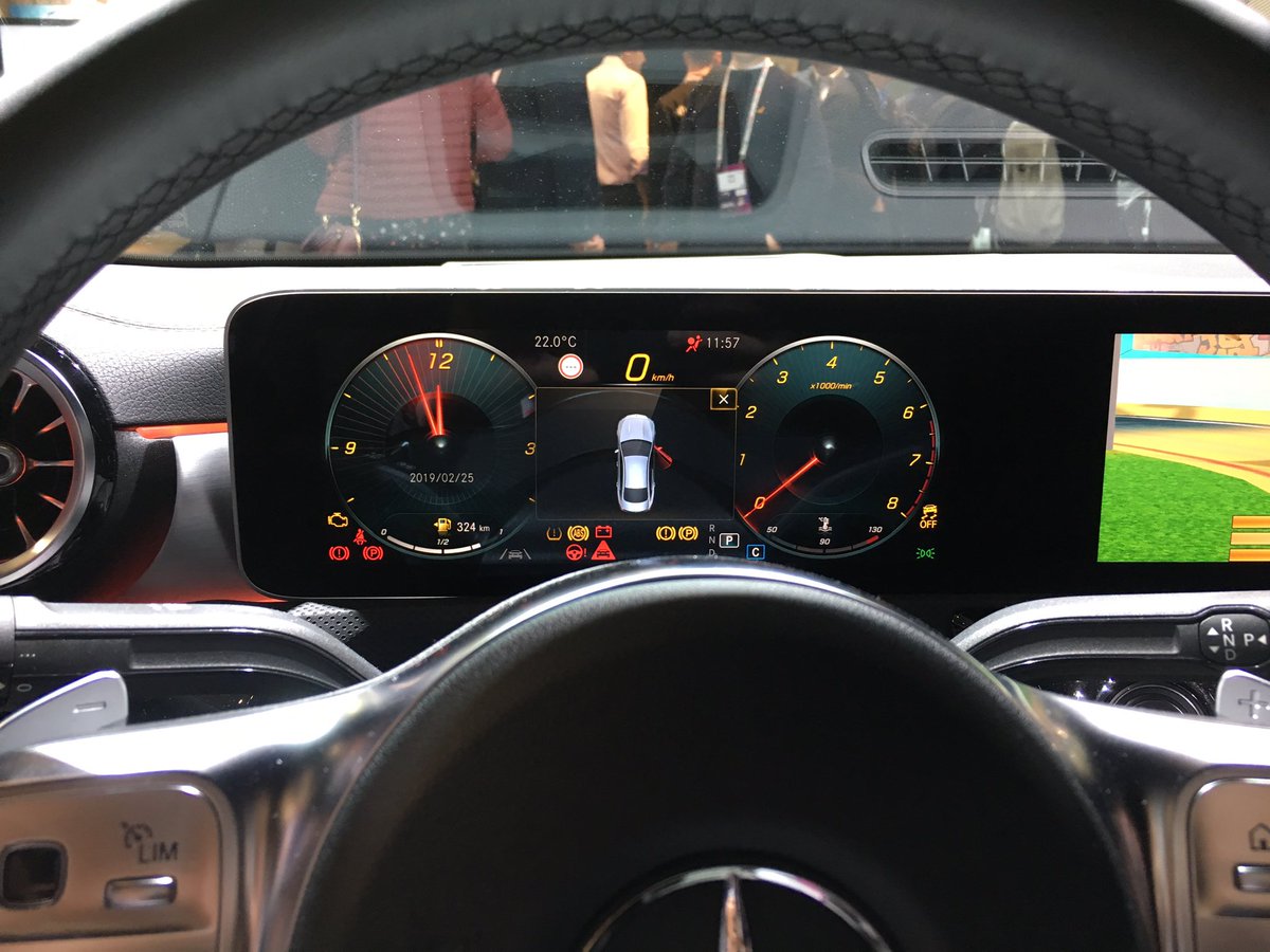 LucianT00's tweet photo. Traffic jams won’t bring boredom anymore #Mercedes #CLA250 #MWC19 https://t.co/rJDFkqjny0