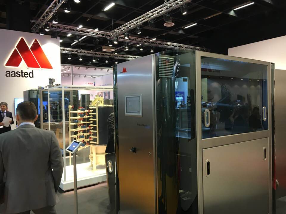 confectionprod's tweet photo. Major upgrades in aeration and enrobing systems make their mark on the confectionery sector. Read our latest focus, featuring Aasted, Bühler and PTL @Buhler_Group @ptlmachinery #Aasted #Buhler #PTL #equipment #aeration #enrobing #confectinoeryproduction...https://t.co/YrTWc0SxKY https://t.co/mQBfoNwe9d