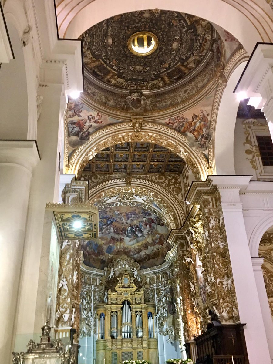 DistValleTempli's tweet photo. Ma quanto è bella! La Cattedrale nel giorno del Santo Patrono, San Gerlando. #bellezza #architettura #arte #storia #Sicilia #Agrigento2020 #Agrigento #25febbraio #festa #lunedi #monday #italianart https://t.co/Sqbcnim038