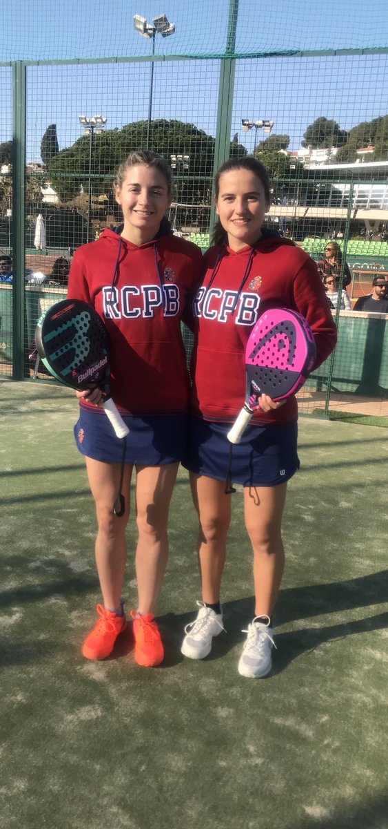 padel20's tweet photo. 📷 La Foto ➕ esperada
Ayer durante la disputa del Campeonato de Cataluña por equipos vivimos un momento histórico.
La nueva dupla @AleeeeSalazar y @asanchezfallada debutaban en competición oficial como pareja en pista.
Mucha Suerte este 2019.
#Padel #Mercato #AleyAri #AS https://t.co/PCRd1A43p0