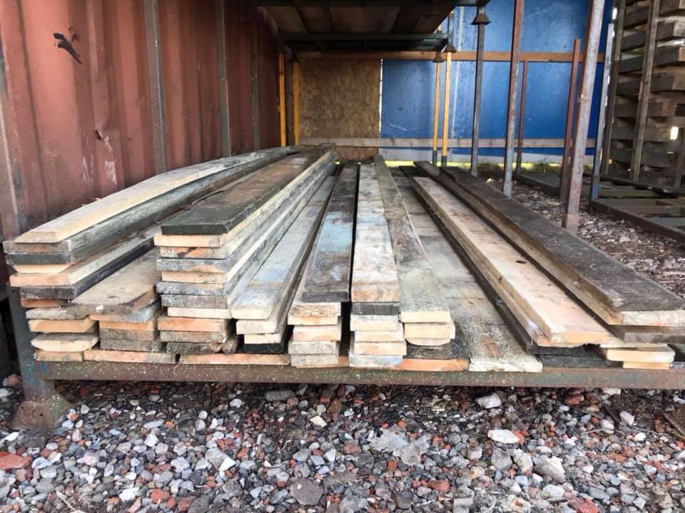 ReclaimedLpool's tweet photo. We are now selling pine boards by the foot. Sizes are from 4” wide to 12” wide. ( all 1” thick)
Prices start from 50p ( for 4” wide ) up to £1.50 ( for 12” wide.) Maximum length is 18ft long.
(All cutting is free) 
Call 07341773555 
Can deliver for a price just need a postcode. https://t.co/cA16O8J7r8