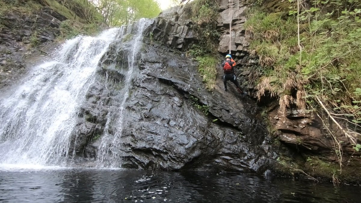 BigBlueEurope's tweet photo. Looking to adventure in #Snowodnia or #Anglesey this #spring? Check out our Snowdonia &amp; Anglesey #AdventureHoliday page for a range of outdoor activities and accommodation 👉 https://t.co/vOS8p5lsz6 🏴󠁧󠁢󠁷󠁬󠁳󠁿

 #stagdoUK #hendoUK #adventureweekendUK #corporategetaways #teambuilding https://t.co/PxcfvdpEAX