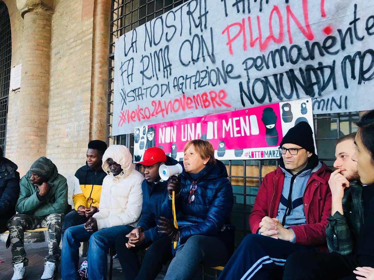 Verso #8marzo ieri assemblea pubblica in piazza Cavour con attivist* <a href="/nonunadimeno/">NonUnaDiMeno</a>, lavoratrici e lavoratori del sociale, abitanti di #CasaDonGallo. #noiscioperiamo #agitazionepermentente #scioperofemminista