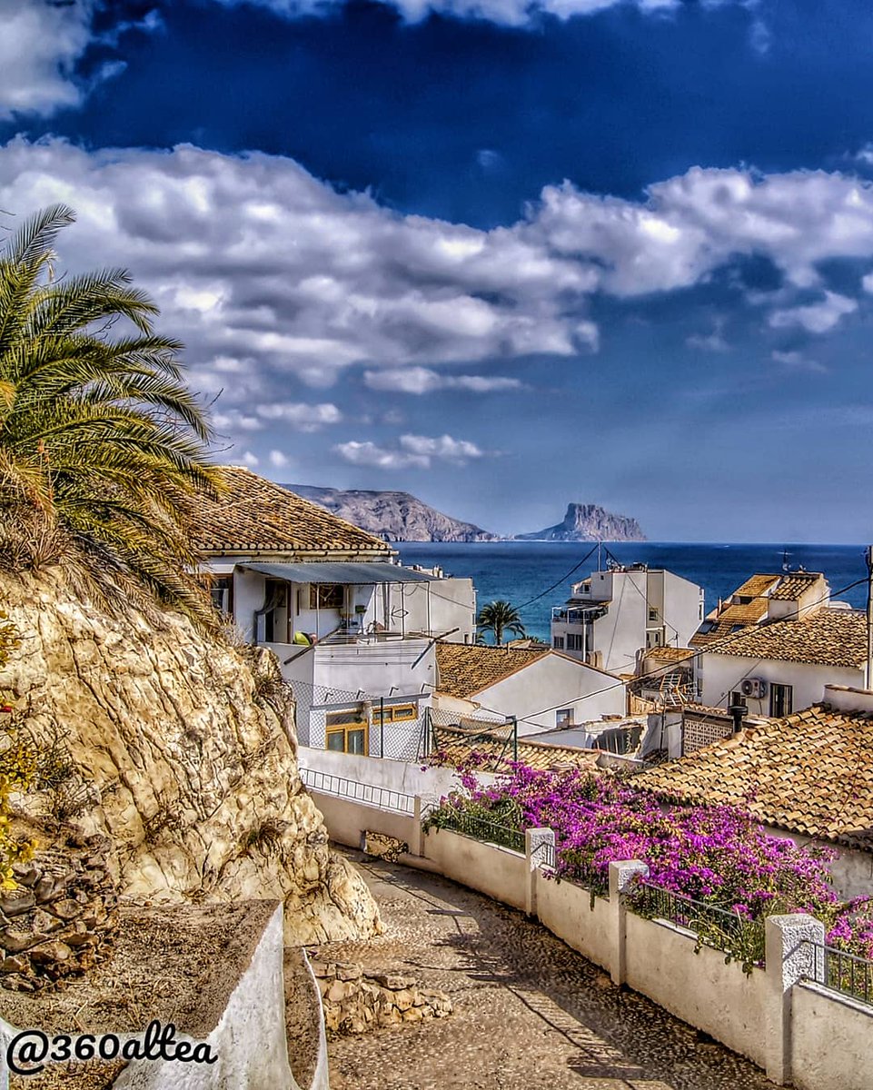 360altea's tweet photo. Starting a new week in Altea
#altea #visitaltea #enjoyaltea #costablanca #alicante #visitspain #sonyalpha #op_c #igersalicante #cascoantiguoaltea #total_alicante #tot_valencia #igaltea #mediterráneoenvivo #mediterraneoenvivo #landscapelovers #pueblodealtea #alteaesmar https://t.co/Ks6CtWfRiu