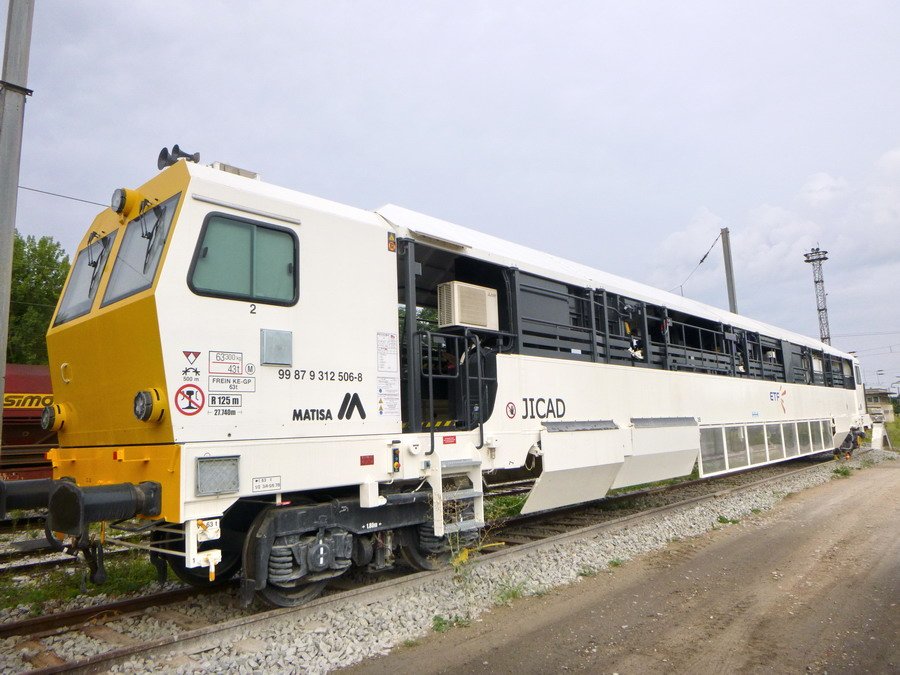 FrancoisMillot's tweet photo. Automoteur Jicad #SR ZD
Appro/substition rail,Jic,/ramassage
Environnement sécurisé ergonomique pour les équipes, moins de lorry en ZD! https://t.co/inkiAC3Ipi