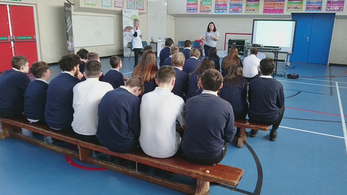 bedwashighsch's tweet image. Just before half-term, our Year 9 students spent time with Beth and Anna-Marie @cancer_wales for an informative bowel cancer workshop. Such an important disease to have an understanding of.