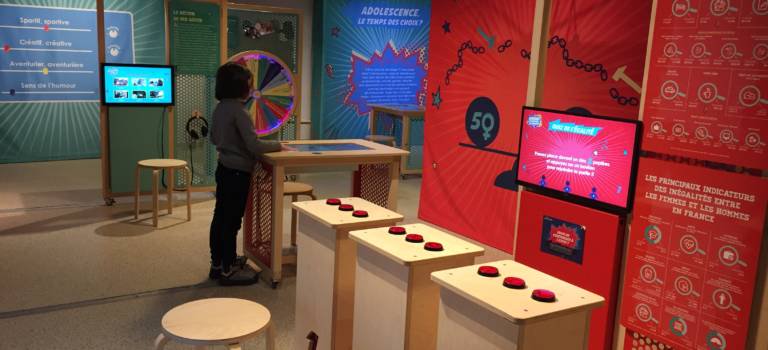 FondationSNCF's tweet photo. [#20ansExplo] @Exploradome fête son anniversaire 🎂 à Vitry-sur-Seine avec de nombreux ateliers ! Au programme : codage, construction de fusées, illusions d’optique ou encore cuisine moléculaire > https://t.co/xitf4iH9bm https://t.co/RIz2WpINFl