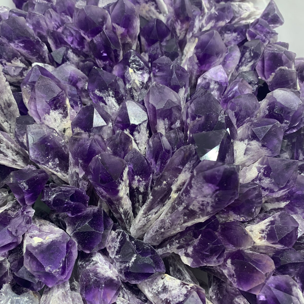 rockeastgem's tweet photo. Natural Amethyst Scepter Wand for sale
💰:18usd/piece shipped random delivery
💰:30usd for 2pcs
#amethyst #amethystwand #amethystscepter #rawamethyst
#amethystcluster https://t.co/l07zzAbk6S