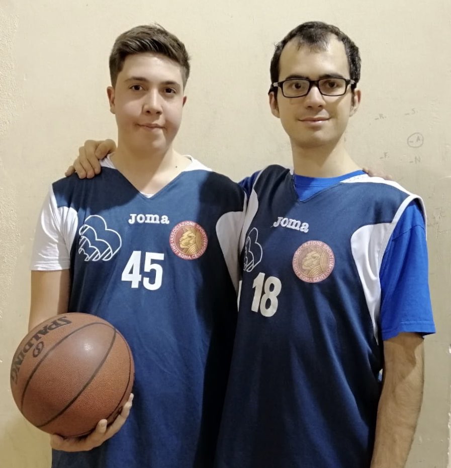 Vi aspettiamo sta sera per lo #SmileParty 
Non diteci di no ❤️
#VolosoloseOSOfarlo