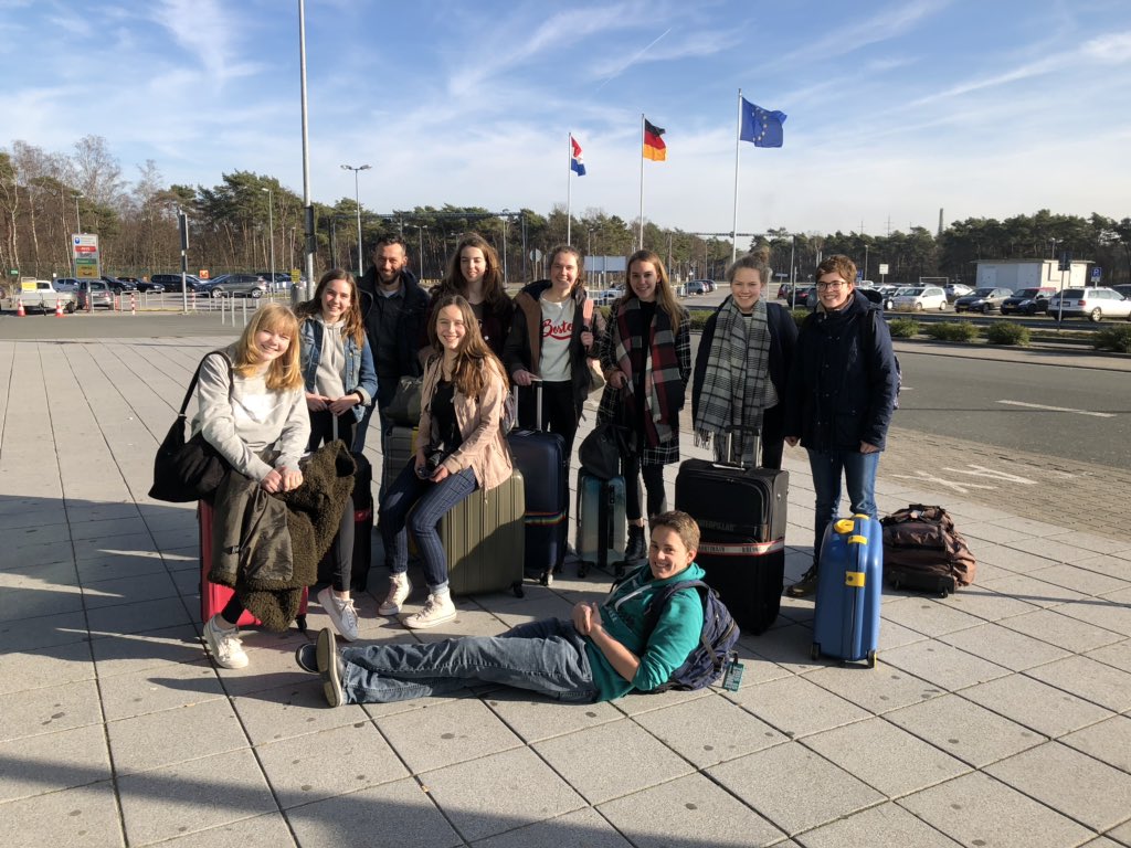Deze week is een groep van @UrsulaHorn op Sicilië voor een <a href="/ErasmusplusNL/">Erasmus+ | Onderwijs & Training</a> bijeenkomst. Er is een mooi programma met lessen, opdrachten en excursies. En volop de gelegenheid om met scholieren uit Italië, Spanje, Portugal en Slowakije kennis te maken.