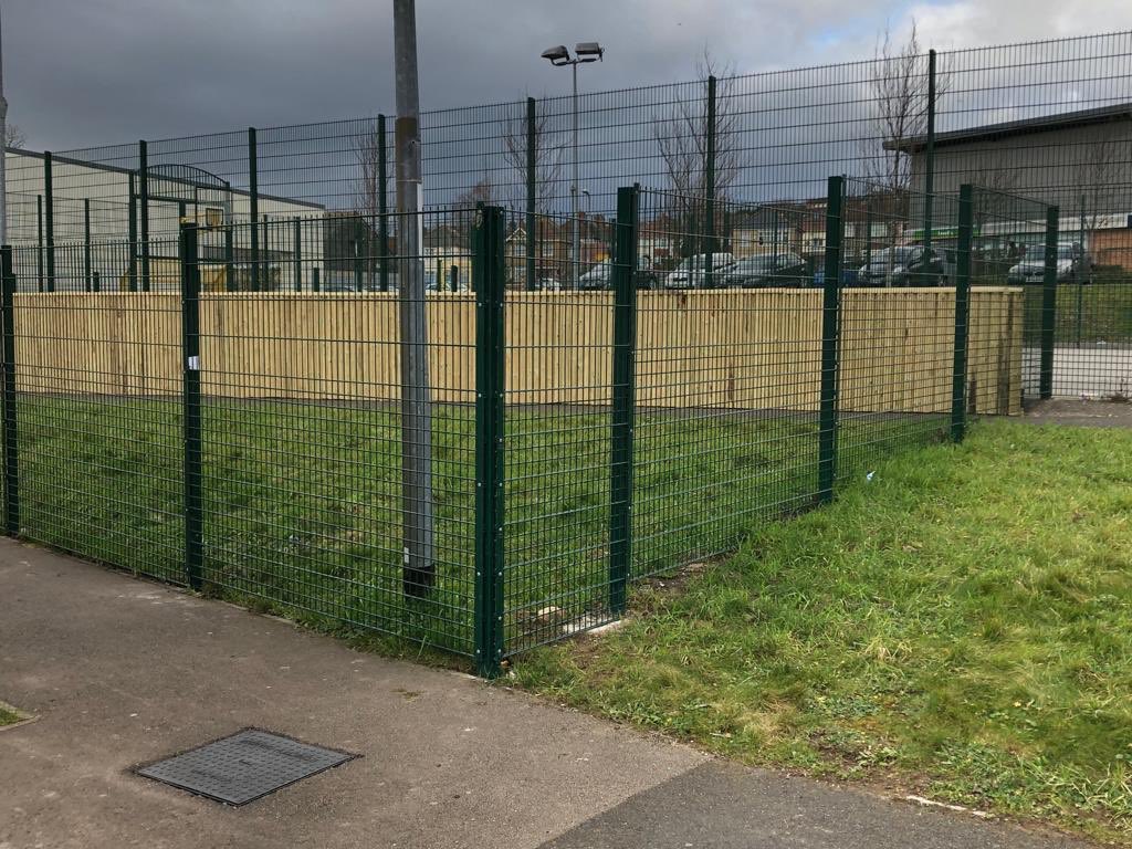 PRICE FENCING tweet media