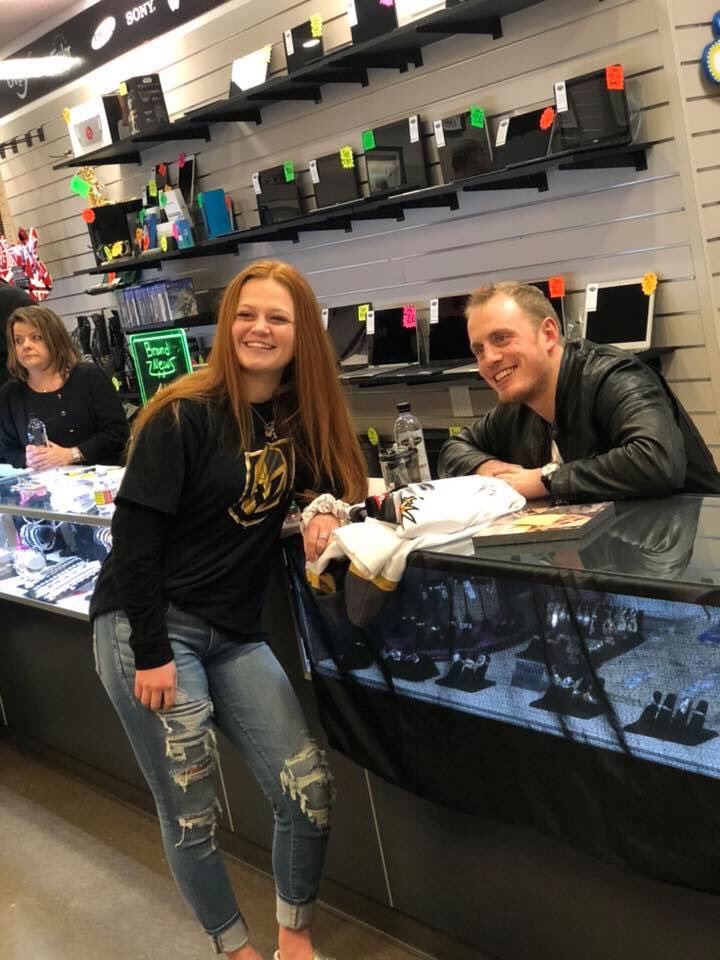 Max Pawn tweet media