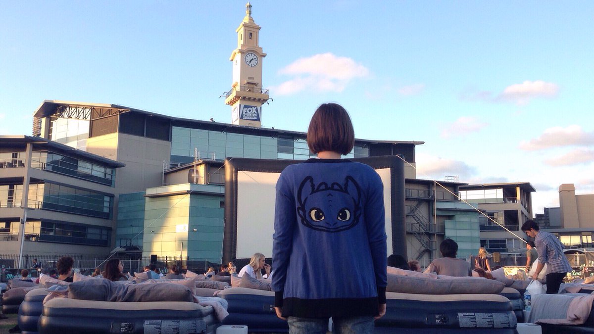 techjess4's tweet photo. Ready for a #NightOfDragons watching #HowtoTrainYourDragon: The Hidden World at the #movinbed #outdoorbedcinema 

#HTTYDdownunder https://t.co/JsDtMAoHOY