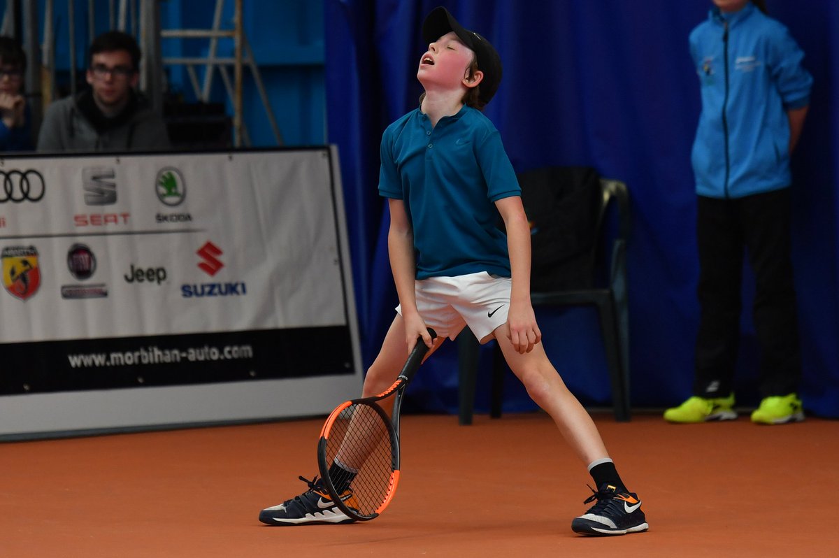 BPerrel's tweet photo. Les #finales de l'#open super 12 d'Auray.
Filles : #Roignot (Fra)- #Nakazato. (6/0, 4/6, 7/6) 
Garçons : #Gusic Wan- #Sborowsky (FRA) (6/2, 2/6, 6/3)

Photos :@BPerrel

#tennis #champion #finale #opensuper12auray #opensuper12 #open #auray @LIGUEDEBRETAGN1 @TennisEurope @FFTennis https://t.co/B0uj9SektQ