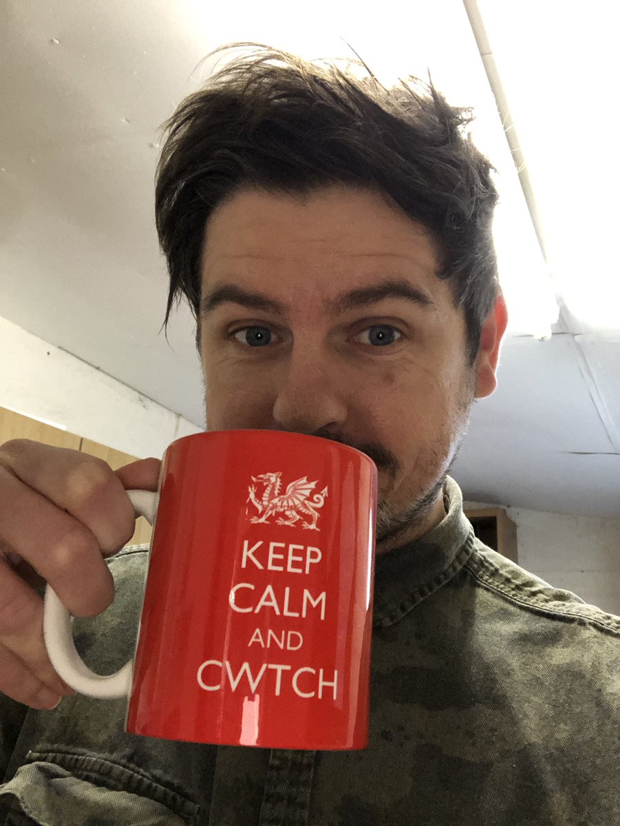 ash059's tweet image. After a great weekend I’m back in work this Monday morning. Looking forwards seeing my customers #wru #SixNations2019 #hairdressing