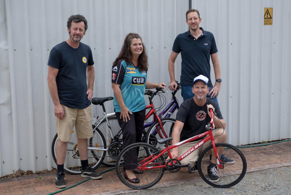 Giving back. CUA have been a wonderful supporter of TRACTION. Thanks Barb and Richard for donating time and bikes to the program and helping empowering young people in need.
.
.
#cua #community #givingback #volunteering #helpingout #empoweringyouth #businessleaders #socialimpact