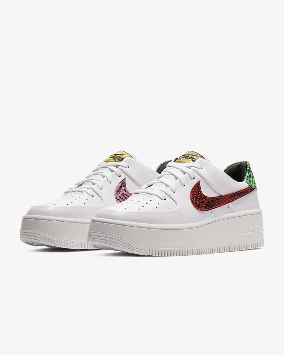 nike air force 1 sage animal