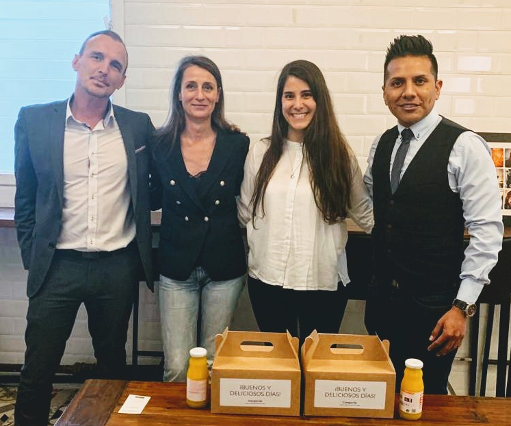 CampanileSpain's tweet photo. Hoy podemos asegurar que será un #FelizLunes #MWC19 con nuestro #CampaLeCroissant 🥐¡Mira qué fácil es! ¡Agradecidos a todas las empresas que nos han recibido! #BNetwork  #Frimatec @HWS_iberica @aena #AeroportSabadell (1/2) https://t.co/jMjJERjHmC