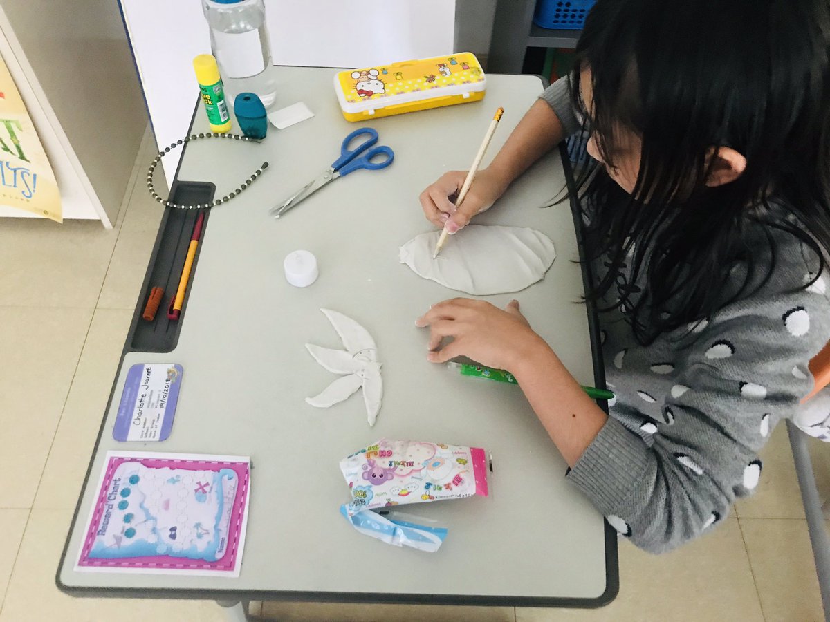 explorer_erin's tweet photo. Today we created #Diya lamps, after learning about Ram and Sita - the legend that inspires the celebrations of #Diwali! 🌸🏮@FW_Education @The_IPC  #mythsandlegends #international #indian #society #handsonlearning #integratedart https://t.co/0BDSAsVMGC