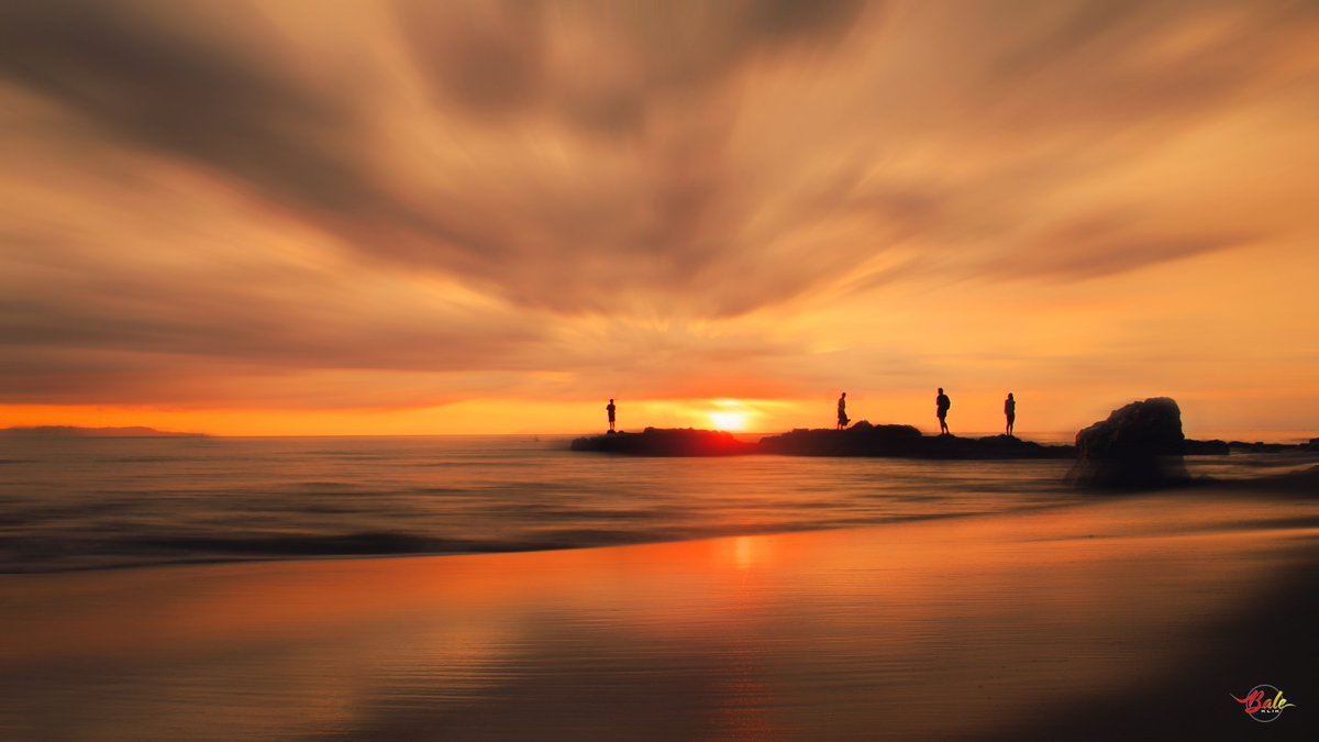 bale_mw's tweet photo. Senggigi Lombok
#lomboktrip #SunsetTrip #Sunsets #sunset #lombokguide #lombokstory #sunsetparkgulag https://t.co/LAau3ZW8lG